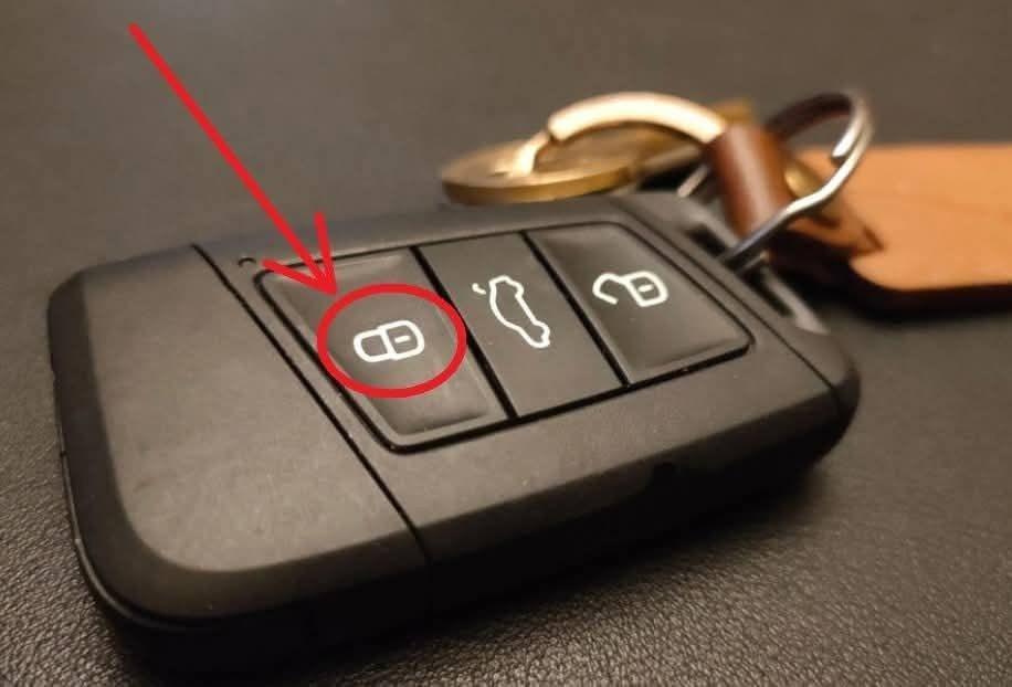 Car Manufacturers Made a Big Mistake When Designing Car Keys: 99% of People Don’t Know This