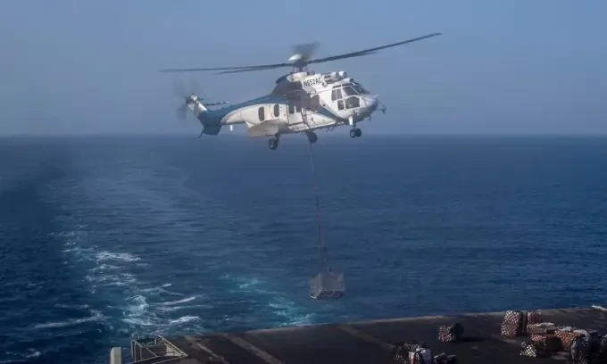 The US deploys an aircraft carrier to participate in the blockade of Iranian ports